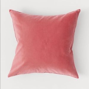 H&M Velvet Cushion (Insert included)